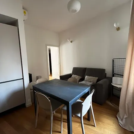 Centro Smart Crocetta M3 דירה